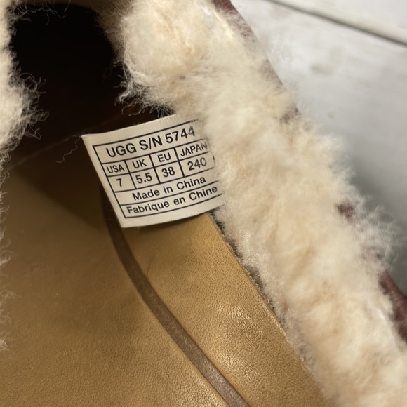 UGG Langford Brown Leather Shearling LIned Mule - Picture 10 of 14